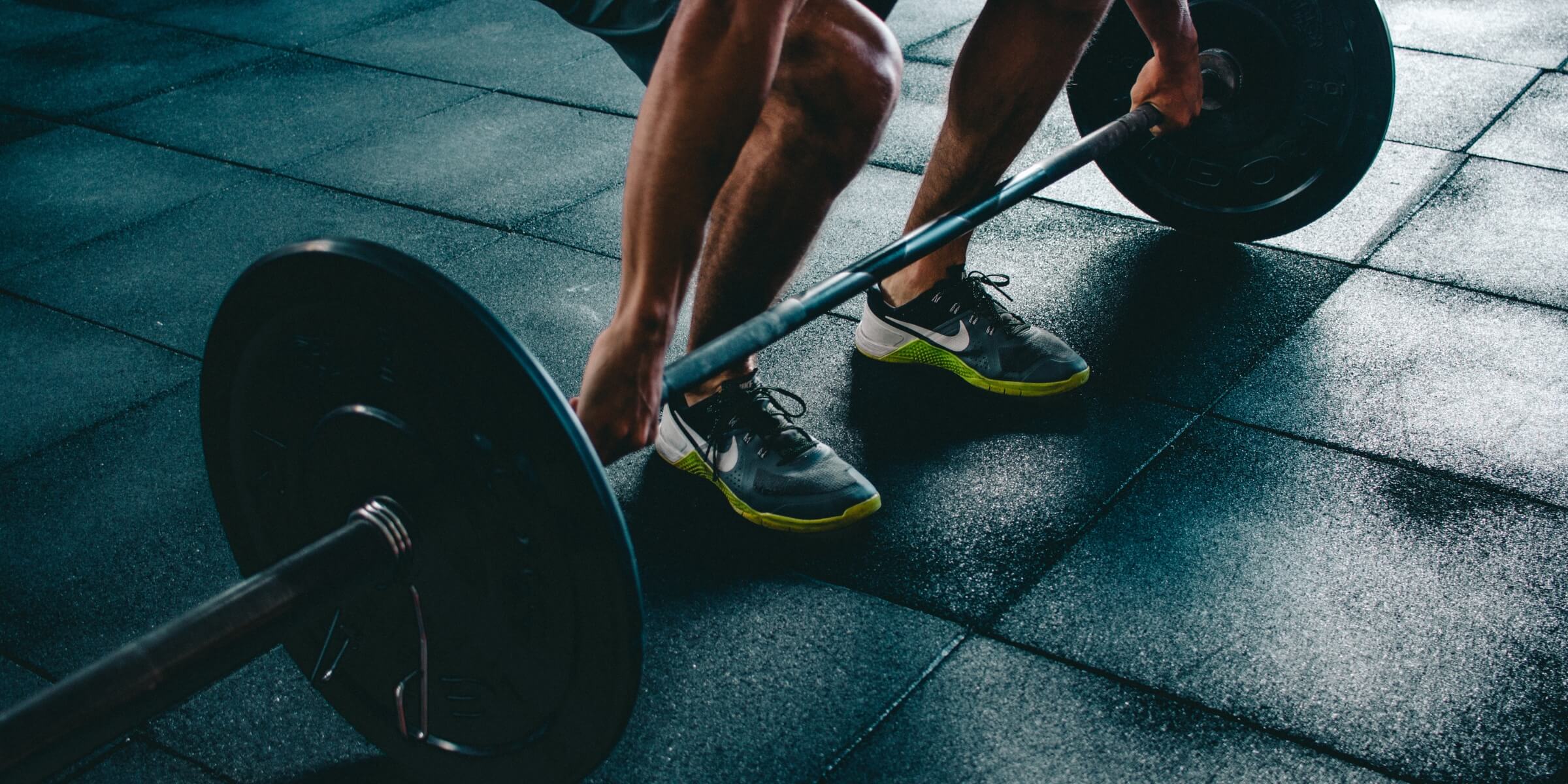 Die Perfekte Synergie: Gymnastik, Protein, Aminosäuren und Vitamine für Höchstleistungen